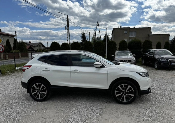 Nissan Qashqai cena 61900 przebieg: 155000, rok produkcji 2016 z Jastrowie małe 781